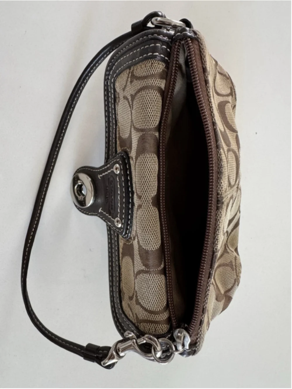Vintage Coach Legacy Signature Canvas Turn Lock Wristlet